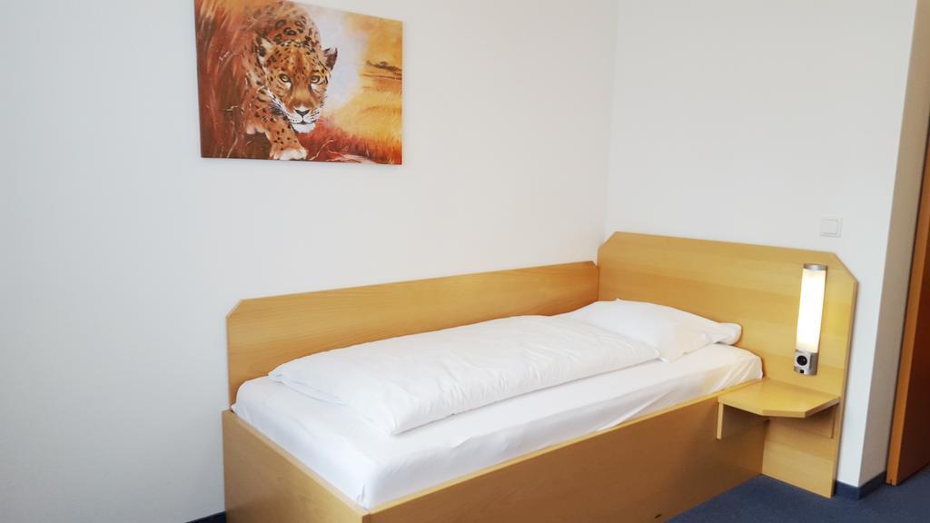 G&K Hotel Guntramsdorf Habitación foto